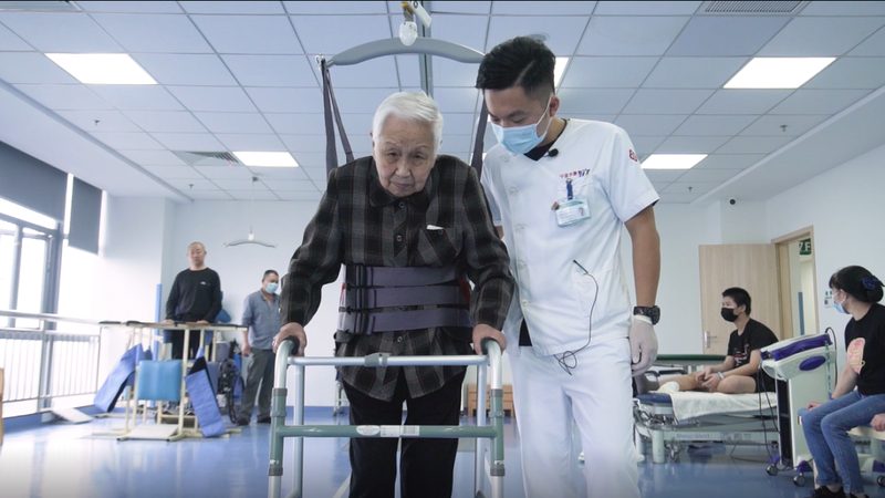 失能老人护理床选型，这些型号背后藏着真实需求