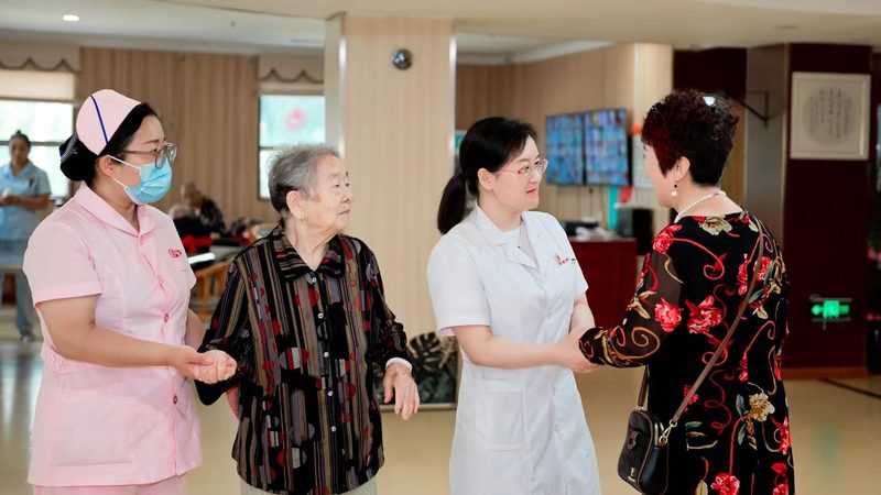 失能老人医养结合政策规范：解读与实施要点