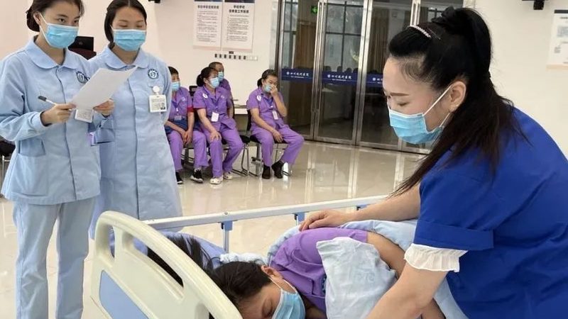 养老院饮食服务质量评价：标准与细节**