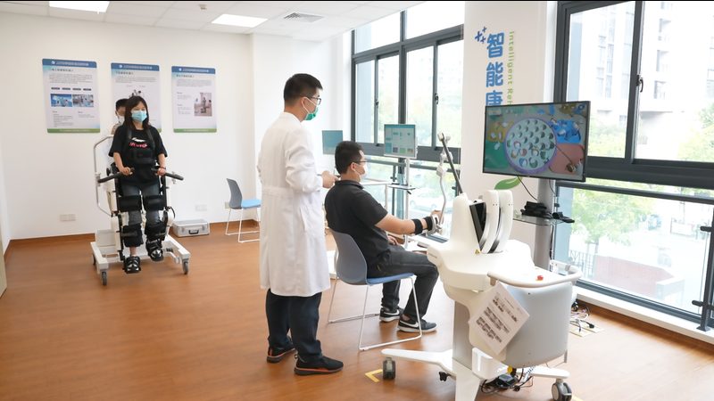 成都失能老人护理：科学方法与专业实践**